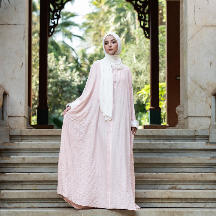 عباية حور