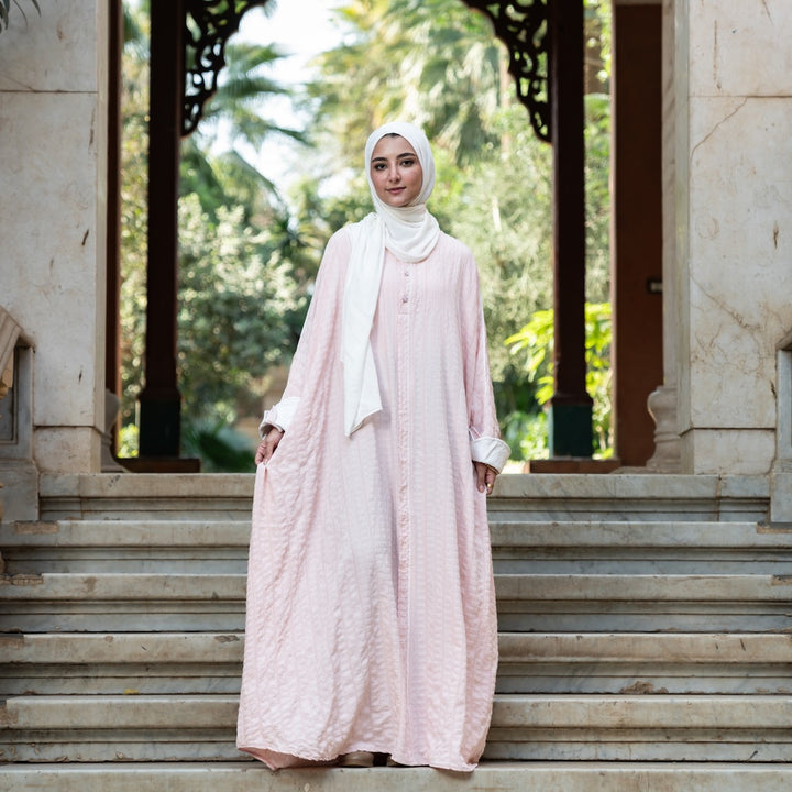 عباية حور